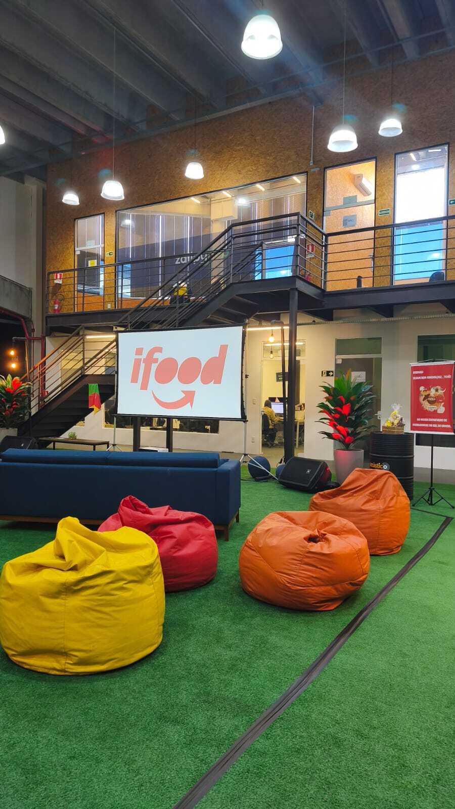 Espaço do encontro regional iFood em Porto Alegre